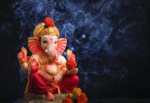 Der Hindu Gott Ganesha Der kindliche Elefantengott Ganesha ist ein besonders beliebter Hindu Gott.