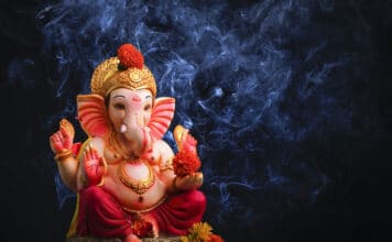 Der kindliche Elefantengott Ganesha ist ein besonders beliebter Hindu Gott.