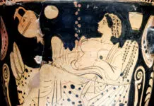 Die schöne Danaë und der Goldregen. Antike rotfigurige Vasenmalerei