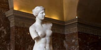Götter und Göttinnen der Liebe: Die Venus of Milo, Louvre in Paris.