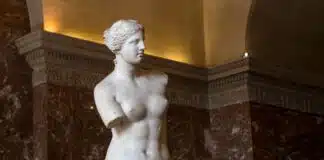 Götter und Göttinnen der Liebe: Die Venus of Milo, Louvre in Paris.