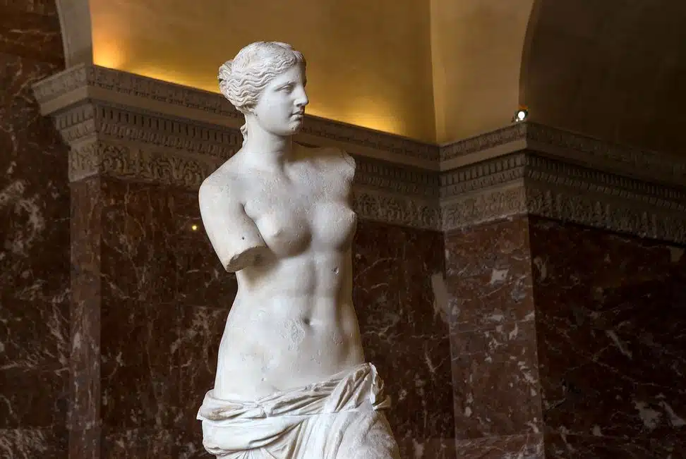 Götter und Göttinnen der Liebe: Die Venus of Milo, Louvre in Paris.