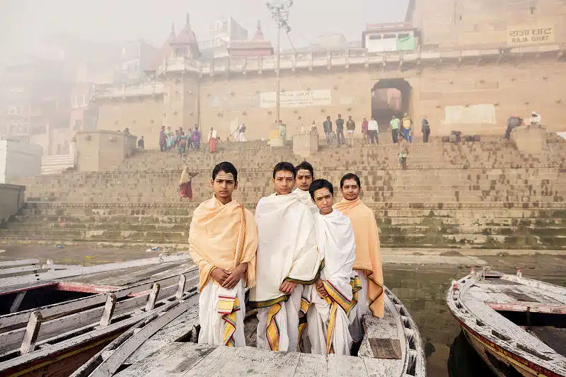 Saddhu-Mönche in Varanasi, Sadhu werden kann jeder Hindu, unabhängig von der Kaste.