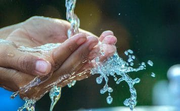 Die Götter sind schon da - ohne Wasser kein menschliches Leben