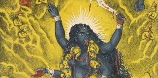 Die Kali Göttin auf Shiva tanzend