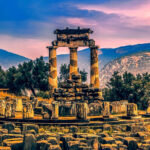 Orakel von Delphi, ca 150 km nw von Athen gelegen.