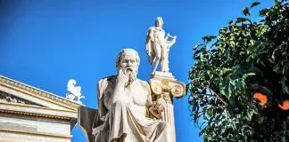 Sokrates Skulptur in Athen