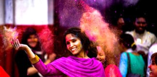 Feste feiern – wozu machen wir das? Feste feiern wir im Laufe des Jahres und im Laufe des eigenen Lebens.