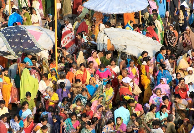 Totenfest am Ganges in Indien