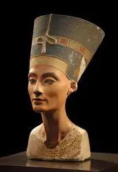 Nofretete die Frau des Pharao Echnaton